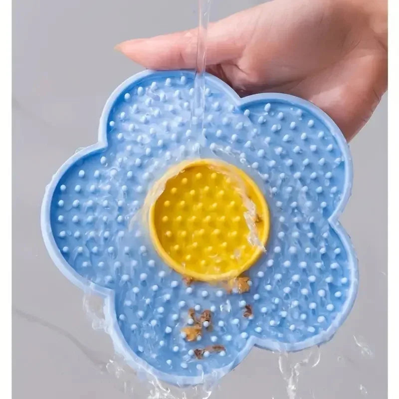 Dog Licking Pad Sun Flower Shape Silicone