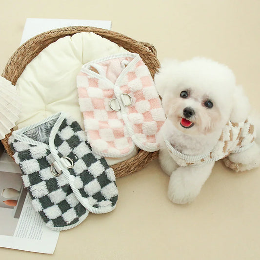 Autumn and winter checkerboard button cardigan with traction button for keeping dogs warm