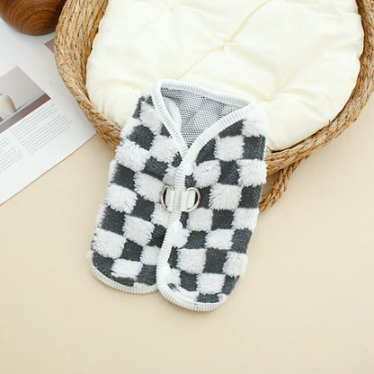 Autumn and winter checkerboard button cardigan with traction button for keeping dogs warm