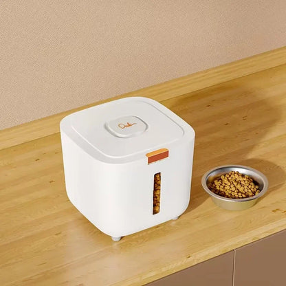 Large storage barrel. Food sealed, moisture-proof